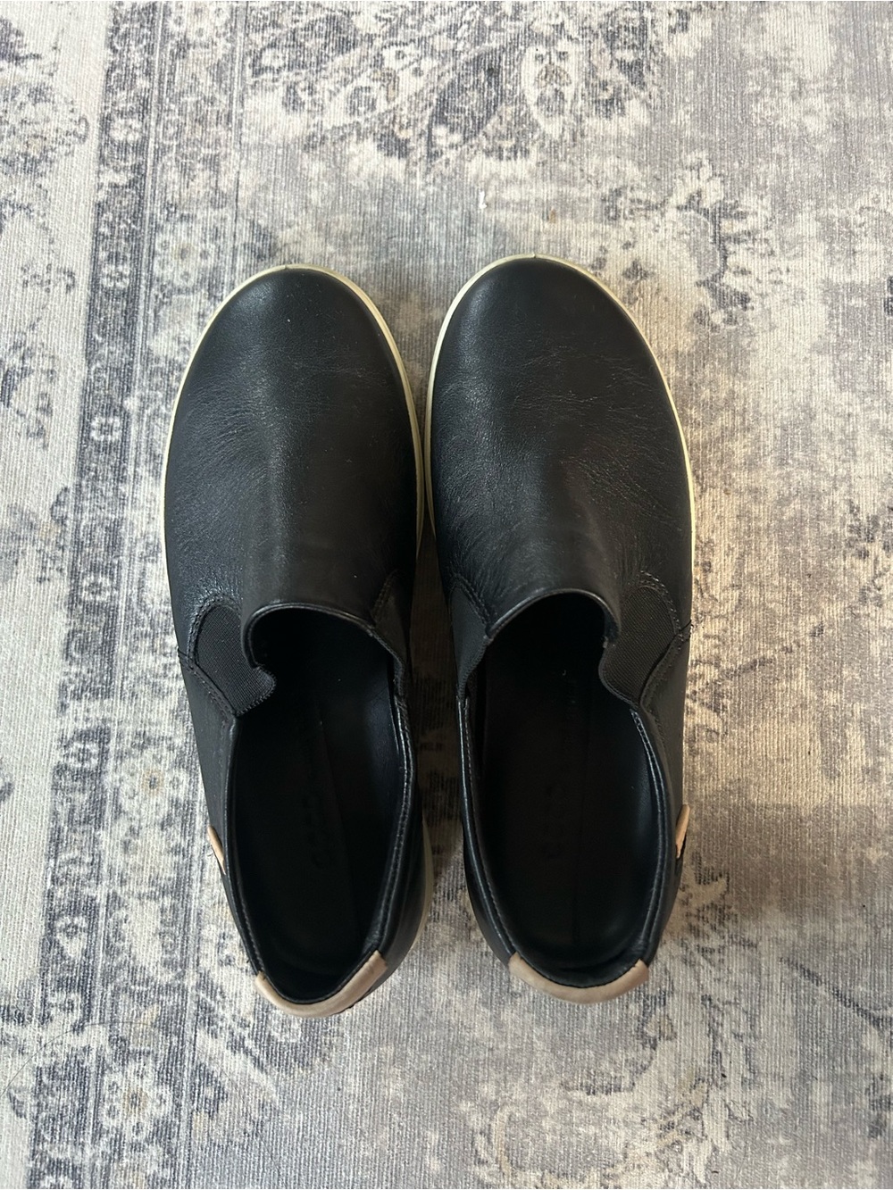 ECCO Soft 7 Leather Slip-On Sneakers